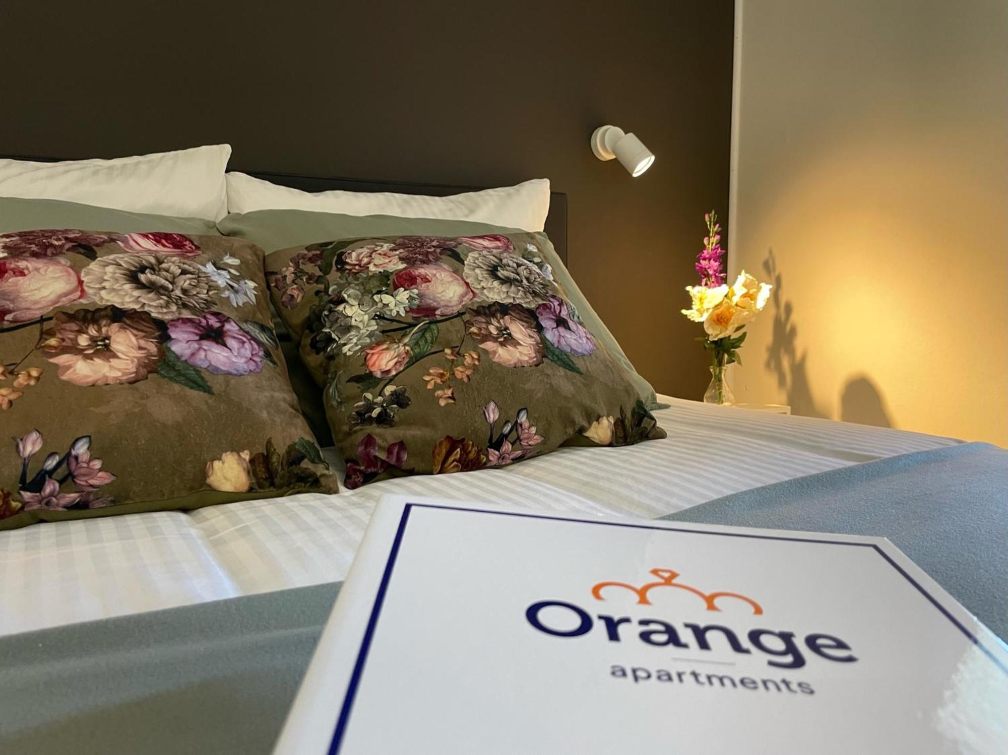 Orange * Epano Epidhavros
